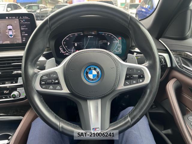 Bmw 5 SERIES 2023-02 8855007-17