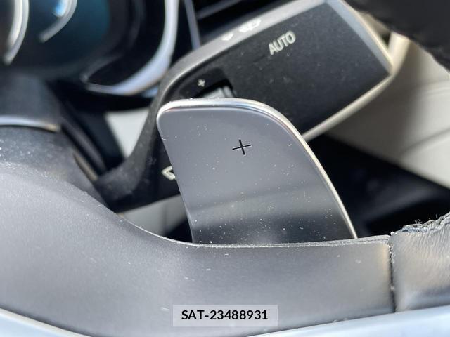 Bmw 5 SERIES 2017-02 8855496-9