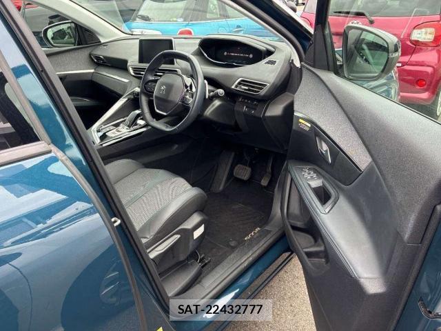 Peugeot 5008 2021-09 8855762-3