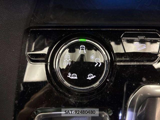 Peugeot 5008 2021-03 8855854-6