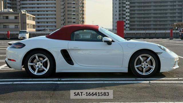 Porsche 718 Boxster 2017-07 8855380-3