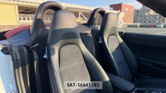 Porsche 718 Boxster 2017-07 8855380-5