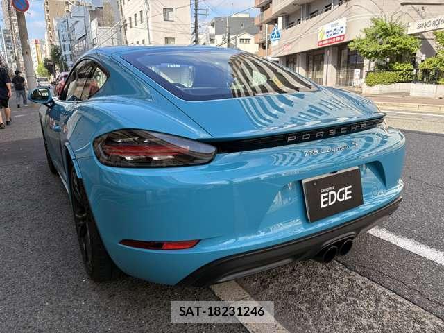 Porsche 718 Cayman 2016-11 8853847-15