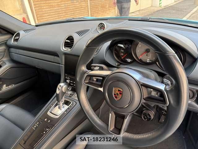 Porsche 718 Cayman 2016-11 8853847-2