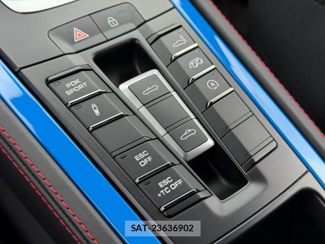 Porsche 718 Spyder 2023-07 8853982-18