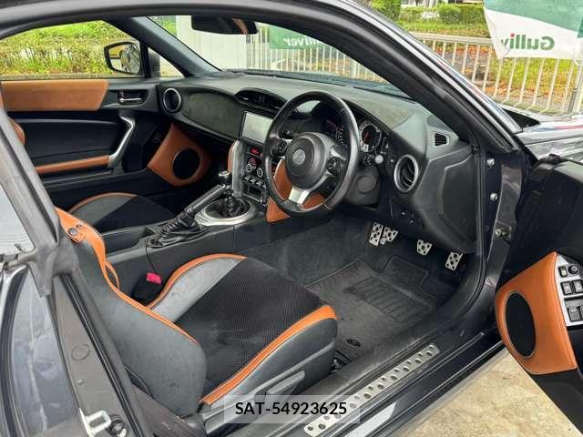 Toyota 86 2020-02 8854289-13