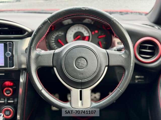 Toyota 86 2013-11 8854920-12