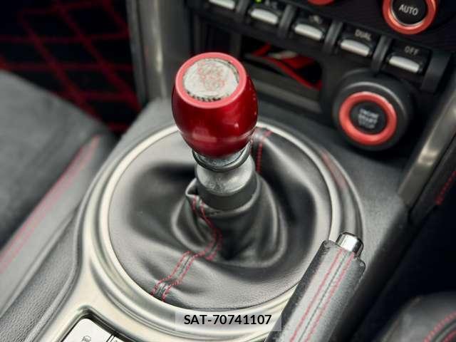 Toyota 86 2013-11 8854920-18