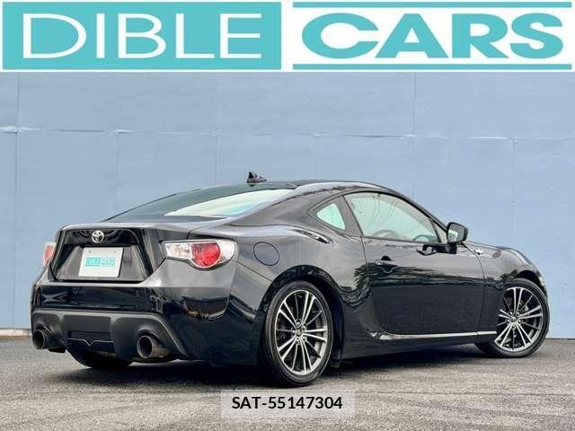Toyota 86 2013-03 8854922-6