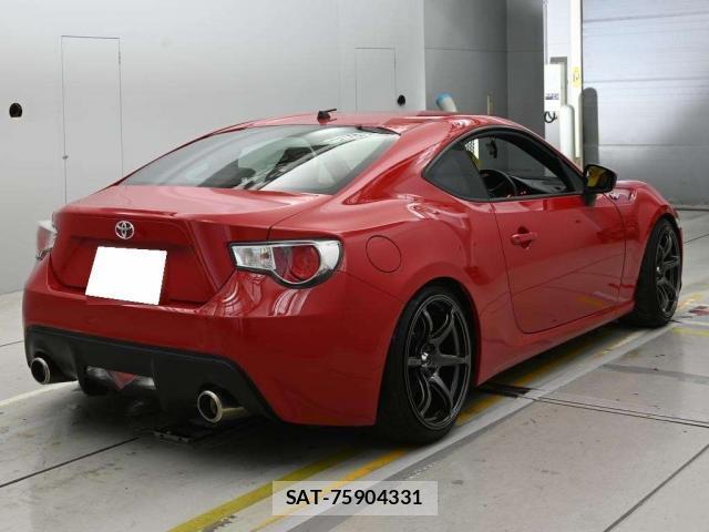 Toyota 86 2012-08 8855884-2