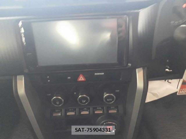 Toyota 86 2012-08 8855884-7
