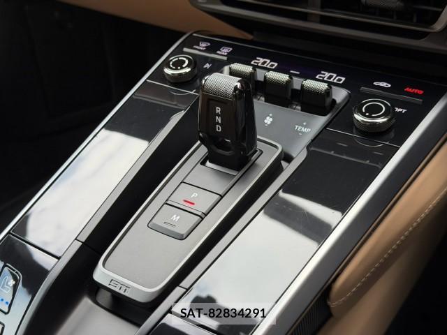 Porsche 911 2020-04 8853984-17