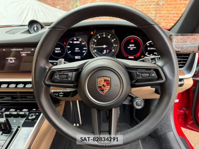 Porsche 911 2020-04 8853984-19