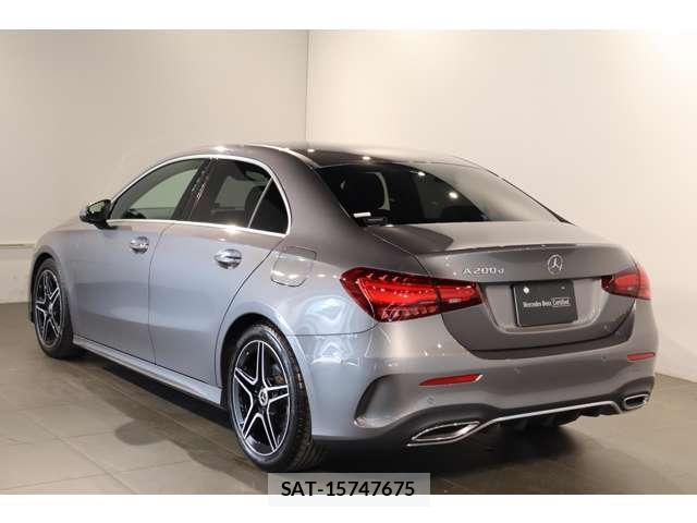 Mercedes Benz A-CLASS 2025-04 8856171-16