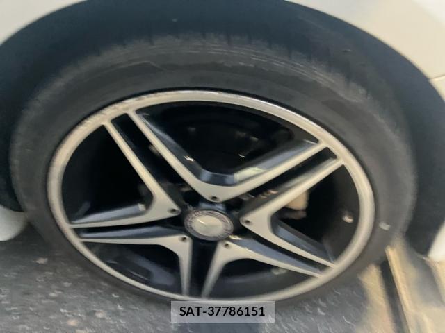 Mercedes Benz A-CLASS 2013-12 8853871-4