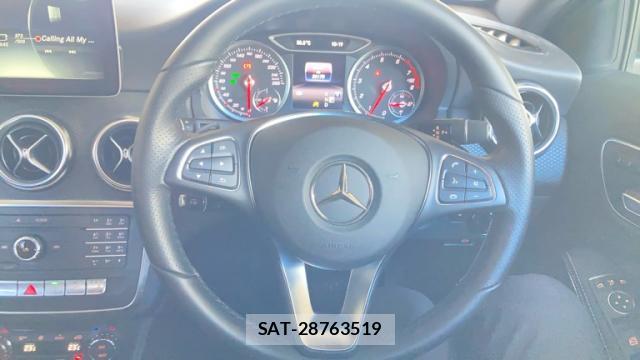 Mercedes Benz A-CLASS 2017-09 8855940-9