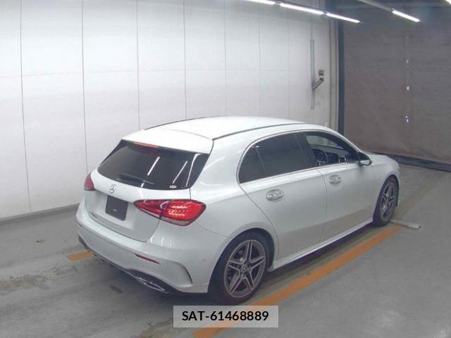 Mercedes Benz A-CLASS 2021-08 8856639-4
