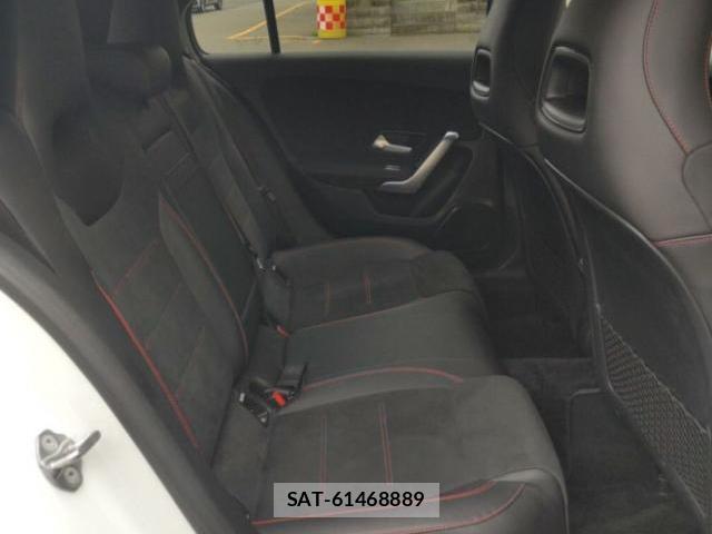 Mercedes Benz A-CLASS 2021-08 8856639-5