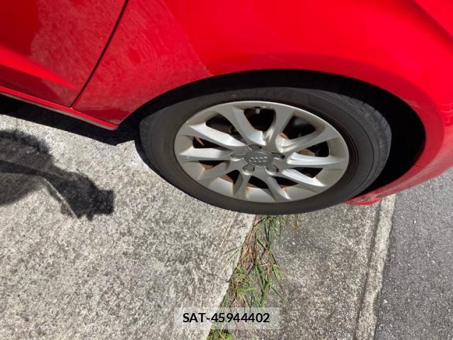 Audi E-TRON 2016-02 8855257-12