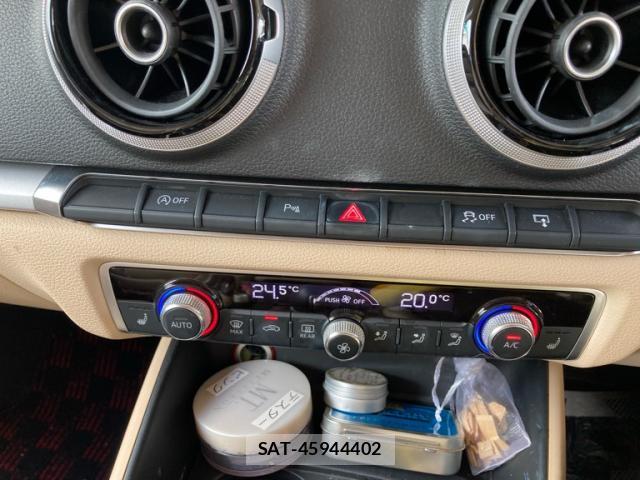Audi E-TRON 2016-02 8855257-16