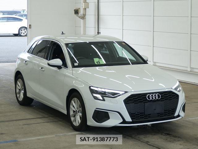 Audi A3 2021-07 8854371-0
