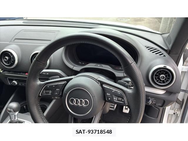 Audi A3 2017-03 8854916-16