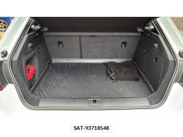 Audi A3 2017-03 8854916-17