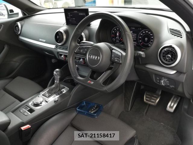 Audi A3 2019-09 8855468-2