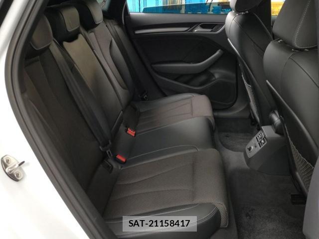 Audi A3 2019-09 8855468-3