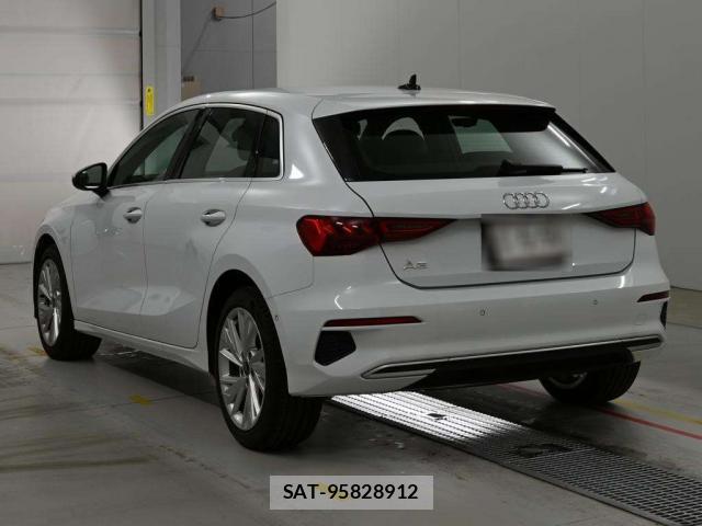 Audi A3 2023-06 8855813-7