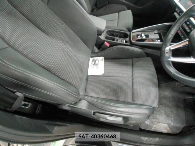 Audi A3 2022-04 8855814-3