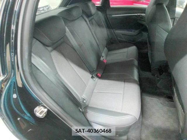 Audi A3 2022-04 8855814-5