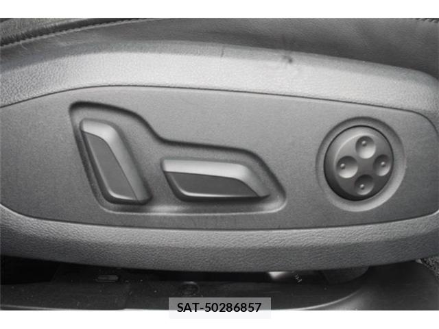 Audi A4 2021-08 8855614-1