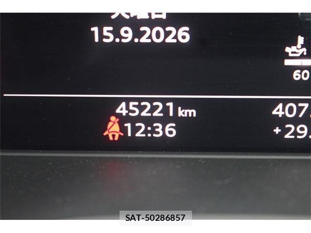 Audi A4 2021-08 8855614-19