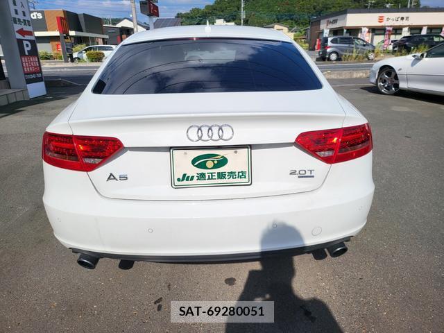 Audi A5 2011-01 8854245-1
