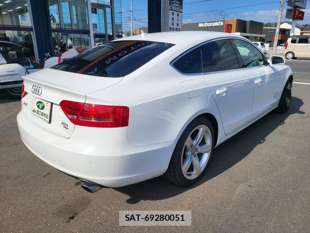 Audi A5 2011-01 8854245-15