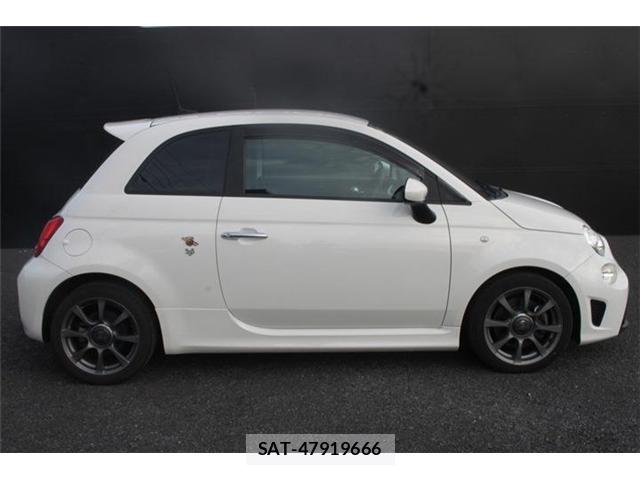 Abarth 595 2021-08 8855611-12