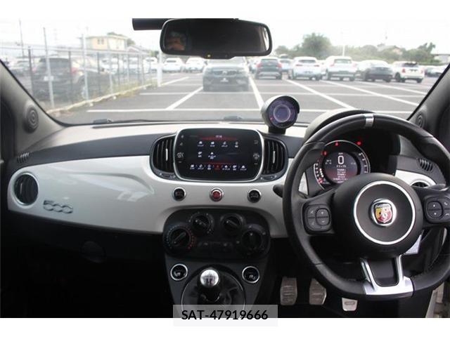 Abarth 595 2021-08 8855611-17