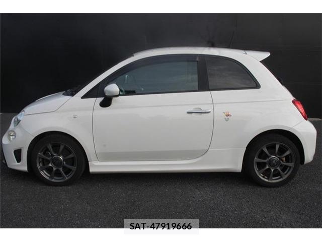 Abarth 595 2021-08 8855611-8