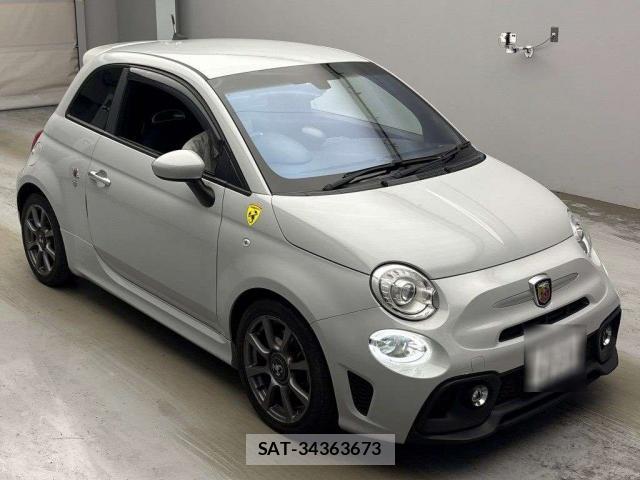 Abarth 595 2020-09 8855764-10