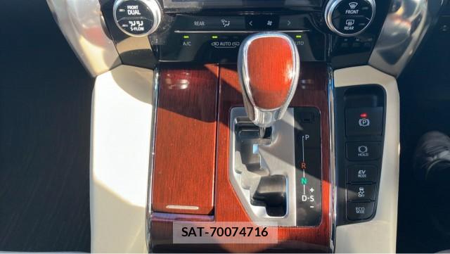Toyota ALPHARD HYBRID 2015-08 8855339-14