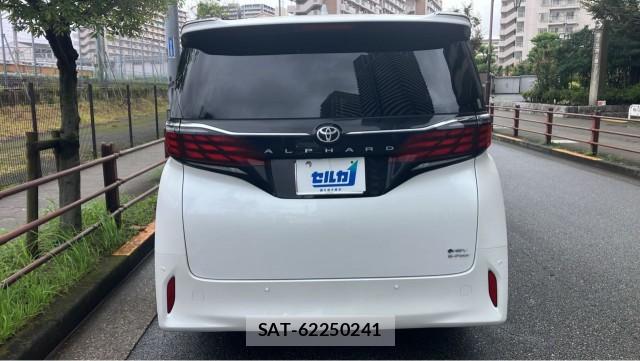 Toyota ALPHARD HYBRID 2024-10 8855345-1