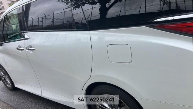 Toyota ALPHARD HYBRID 2024-10 8855345-10