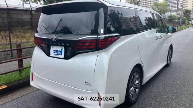 Toyota ALPHARD HYBRID 2024-10 8855345-12