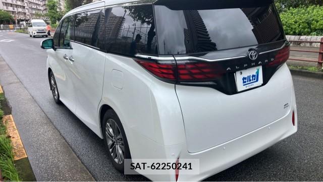 Toyota ALPHARD HYBRID 2024-10 8855345-13