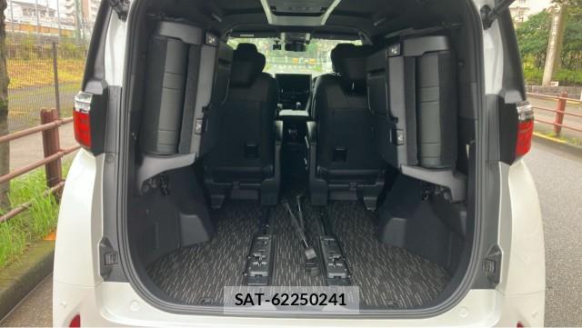 Toyota ALPHARD HYBRID 2024-10 8855345-17