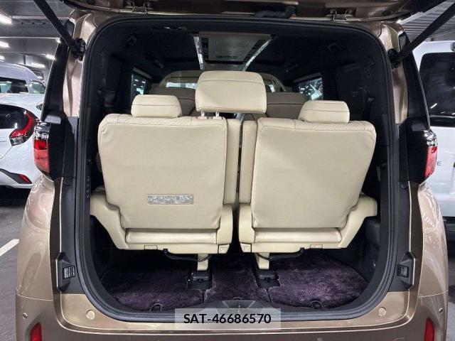 Toyota ALPHARD HYBRID 2023-07 8855796-13