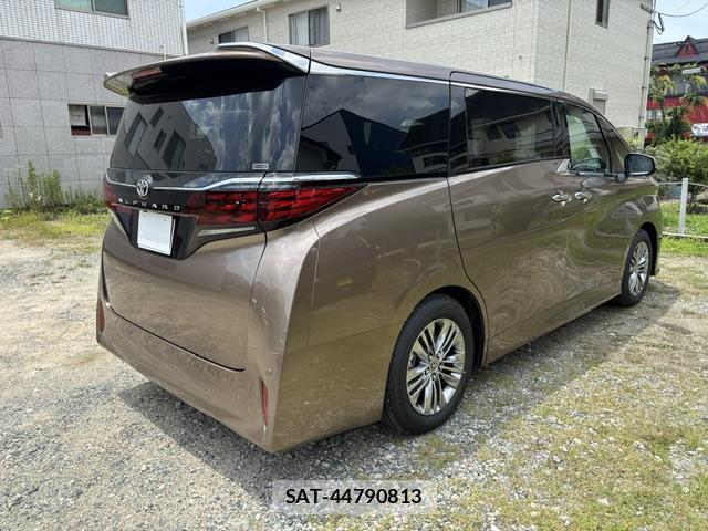 Toyota ALPHARD 2026-04 8854260-2