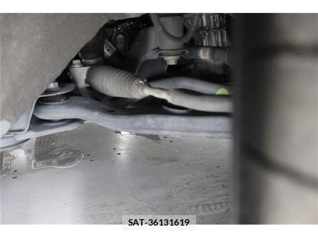 Toyota ALPHARD 2018-05 8854849-19