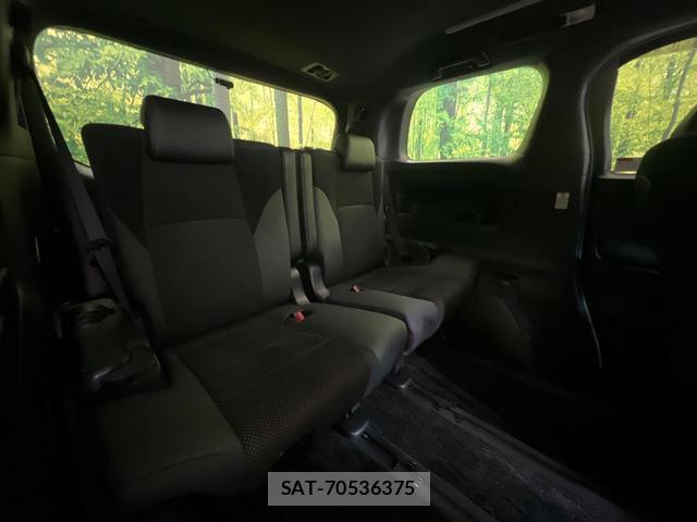 Toyota ALPHARD 2022-04 8854889-9